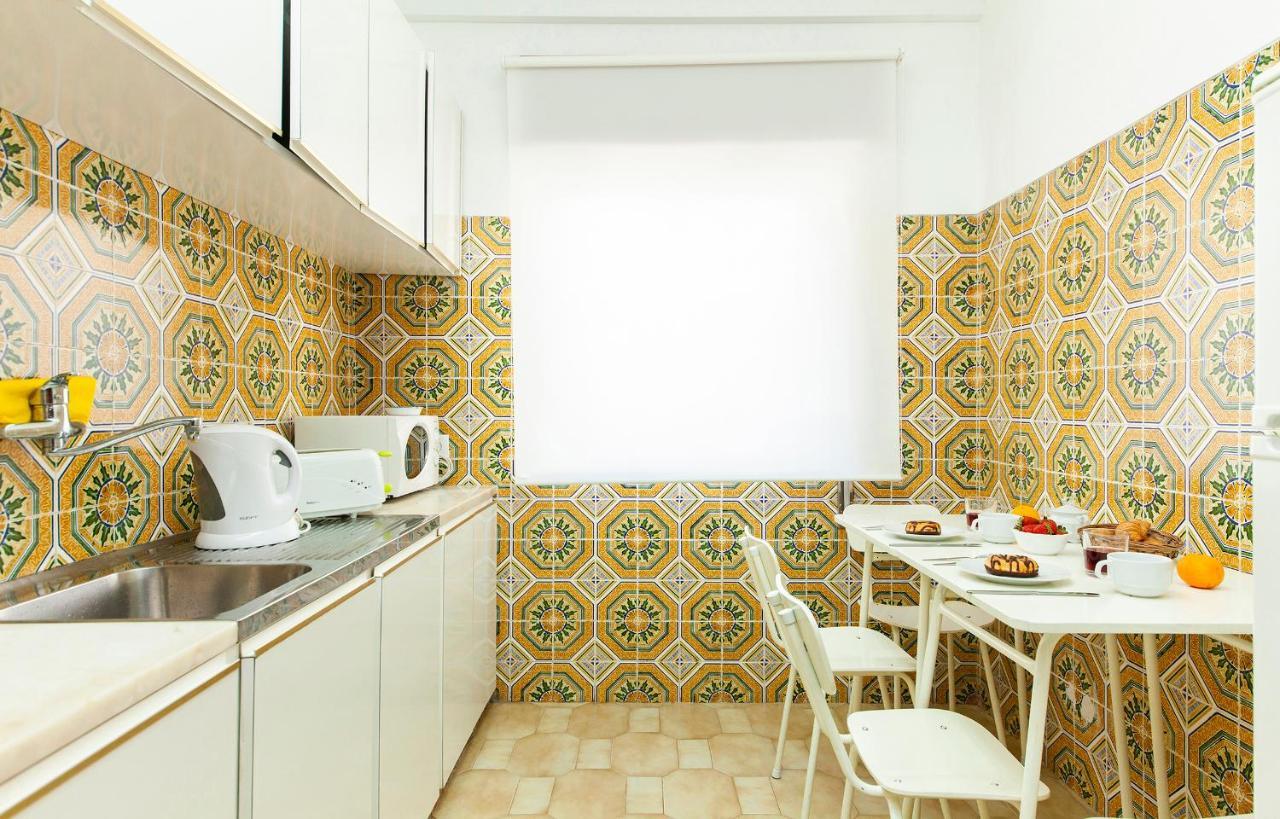 O - Sao Goncalo Central Guesthouse Лагос Екстериор снимка