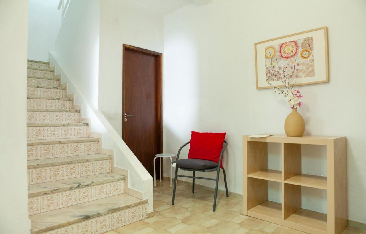 O - Sao Goncalo Central Guesthouse Лагос Екстериор снимка