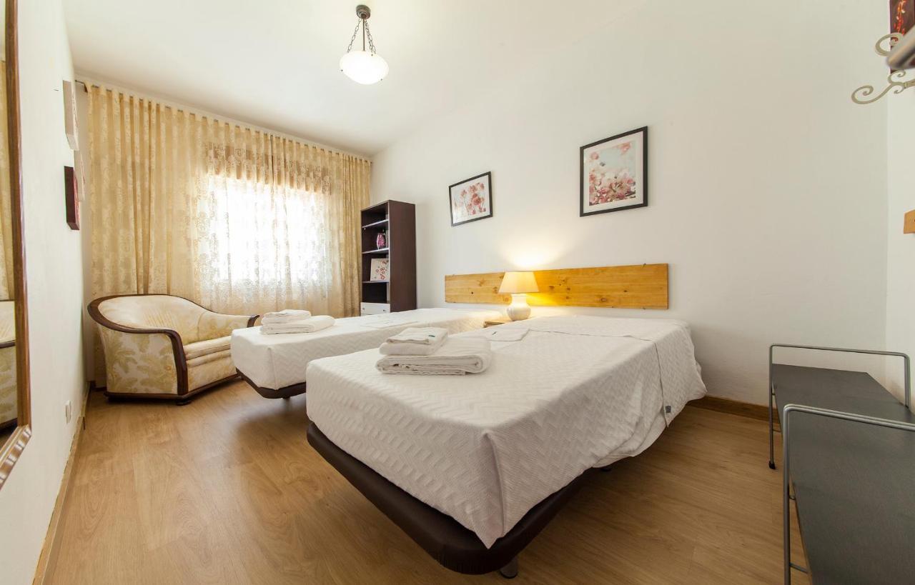 O - Sao Goncalo Central Guesthouse Лагос Стая снимка