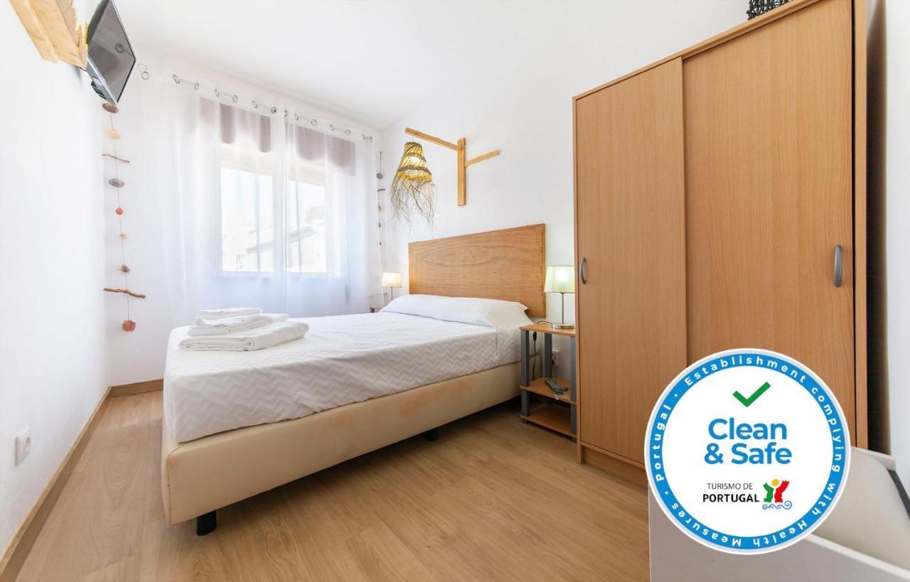 O - Sao Goncalo Central Guesthouse Лагос Стая снимка