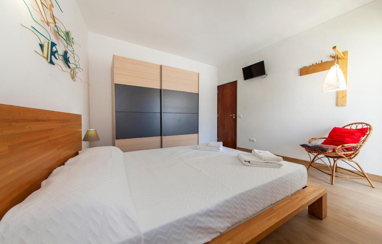 O - Sao Goncalo Central Guesthouse Лагос Екстериор снимка